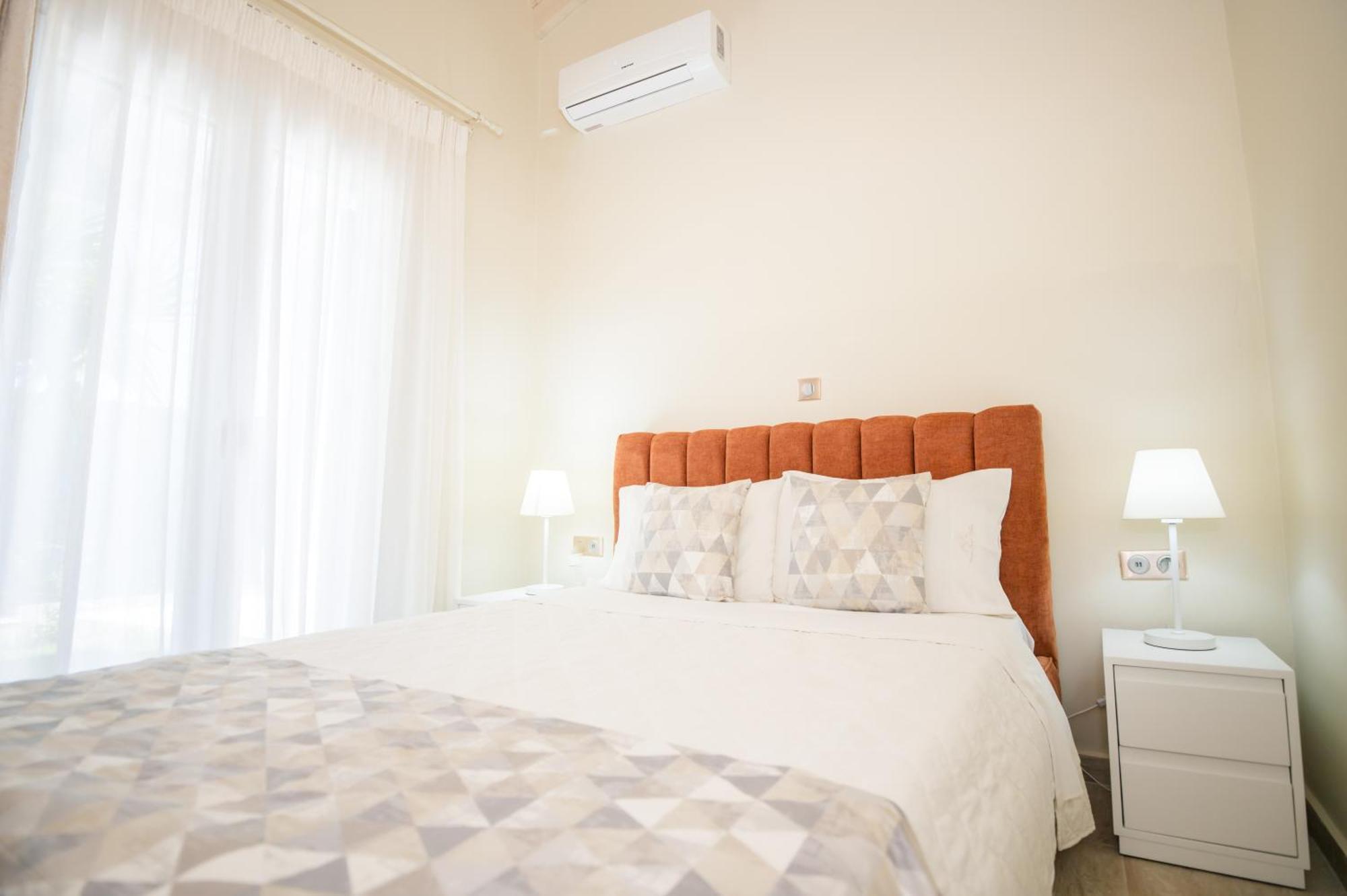 Ninos Corfu Villas Agios Georgios  Room photo